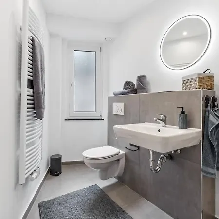 Zentrale Lage & Perfekter Komfort! Duisburg